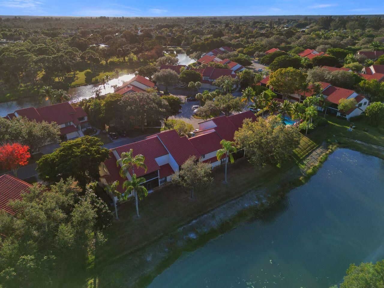 4 Lexington Lane E, Unit G, Palm Beach Gardens, FL 33418 Photo