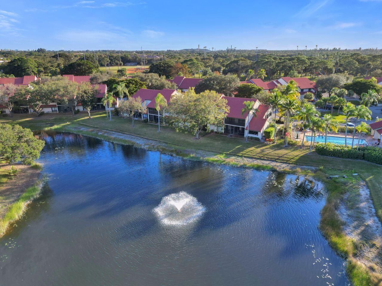 4 Lexington Lane E, Unit G, Palm Beach Gardens, FL 33418 Photo