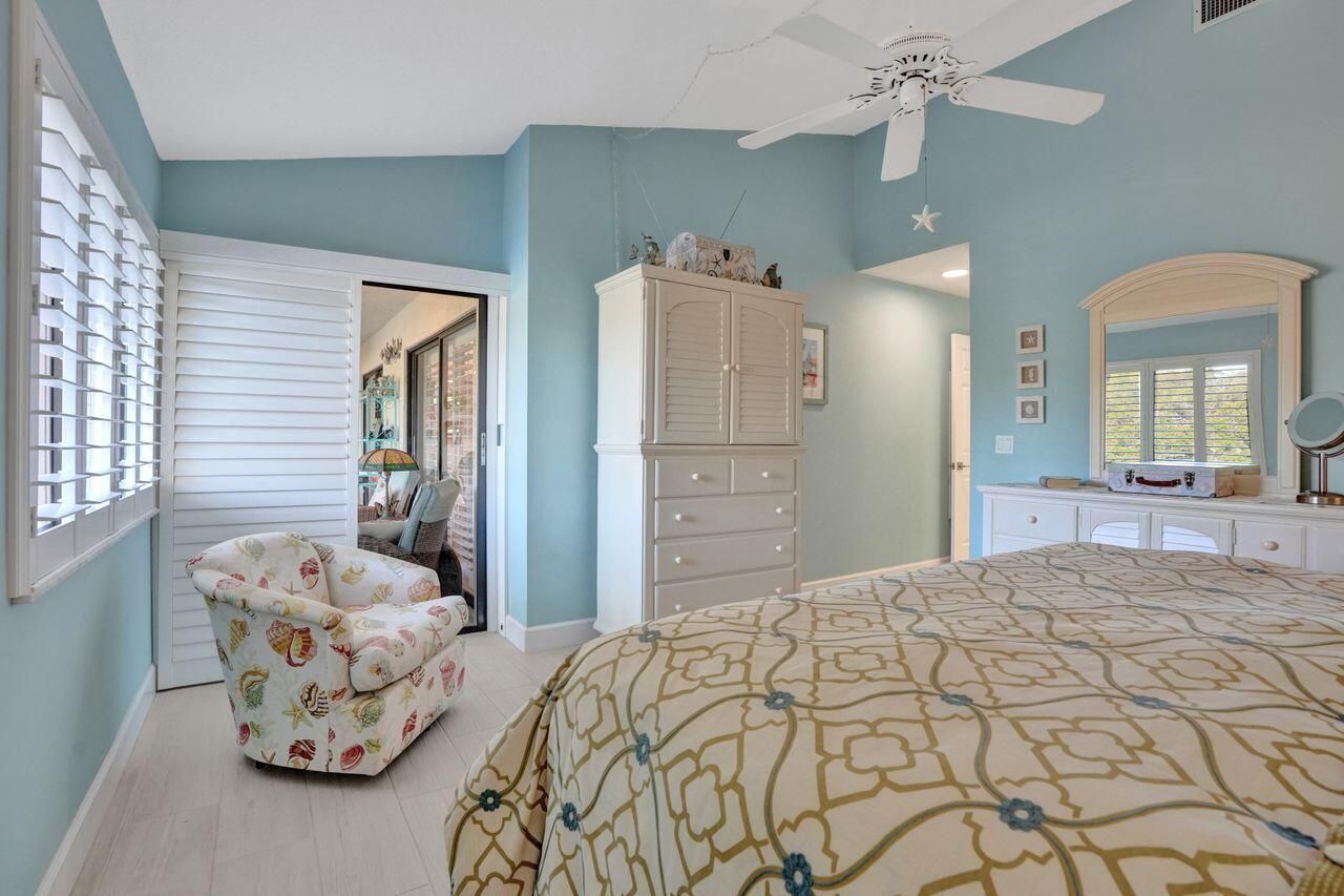 4 Lexington Lane E, Unit G, Palm Beach Gardens, FL 33418 Photo