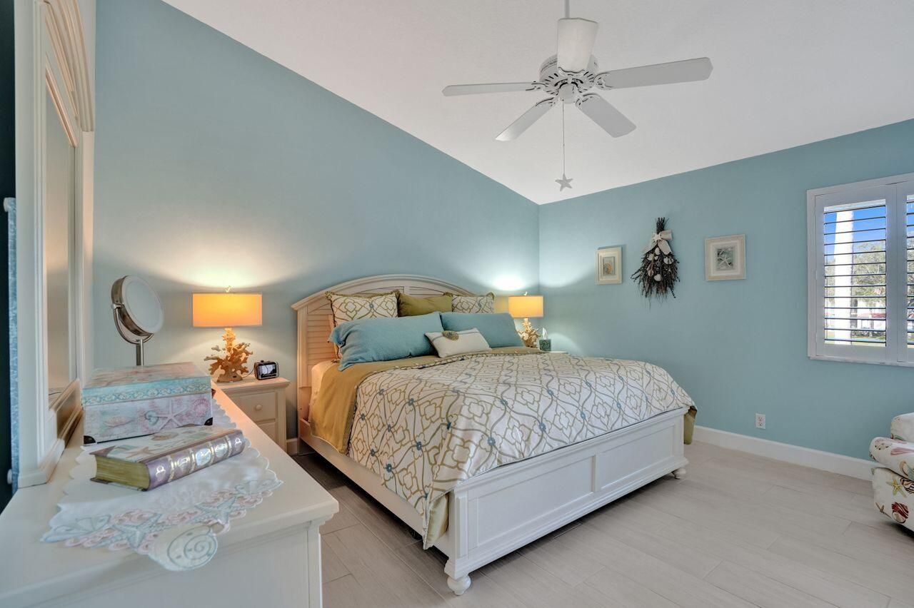 4 Lexington Lane E, Unit G, Palm Beach Gardens, FL 33418 Photo