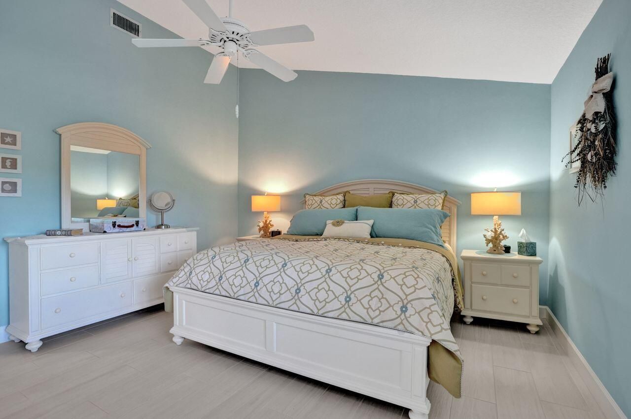 4 Lexington Lane E, Unit G, Palm Beach Gardens, FL 33418 Photo