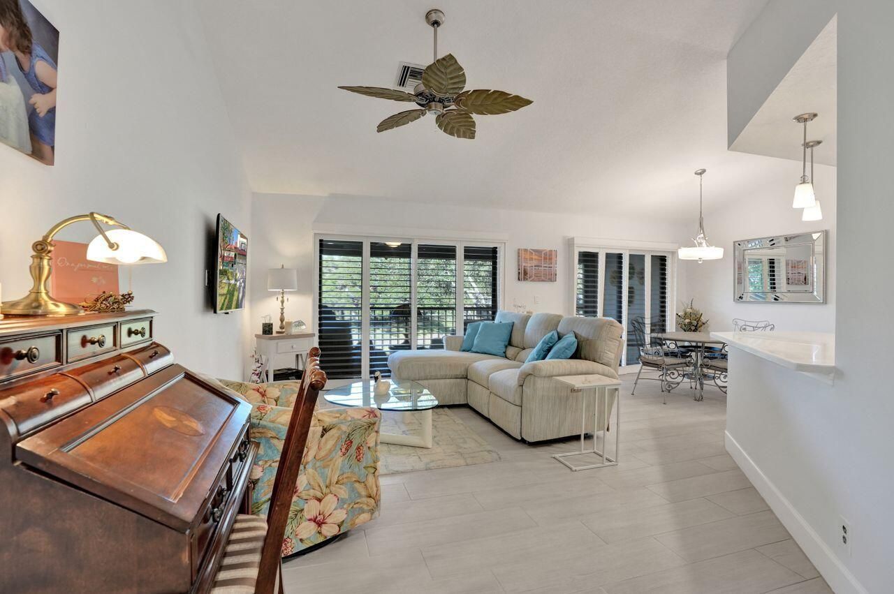 4 Lexington Lane E, Unit G, Palm Beach Gardens, FL 33418 Photo