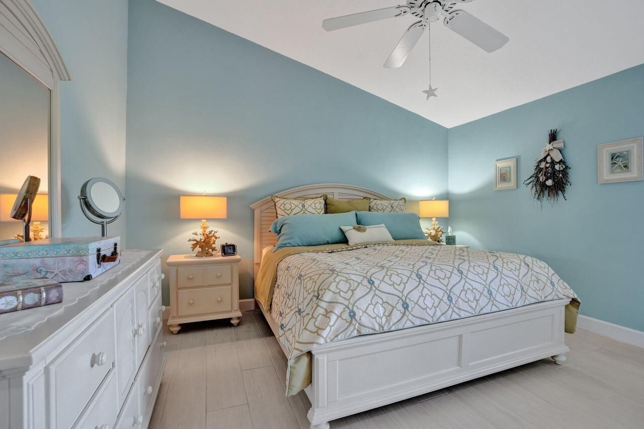 4 Lexington Lane E, Unit G, Palm Beach Gardens, FL 33418 Photo