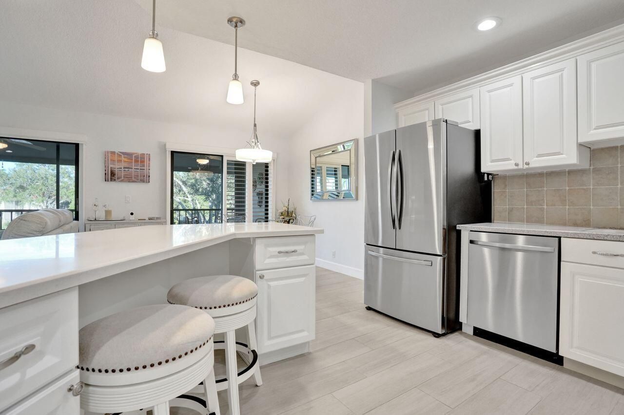 4 Lexington Lane E, Unit G, Palm Beach Gardens, FL 33418 Photo