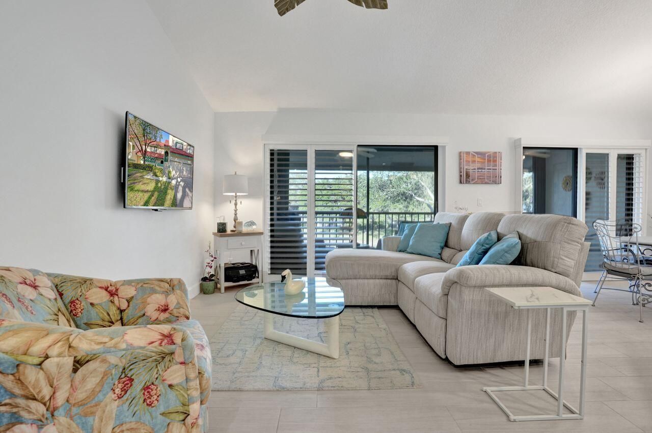 4 Lexington Lane E, Unit G, Palm Beach Gardens, FL 33418 Photo