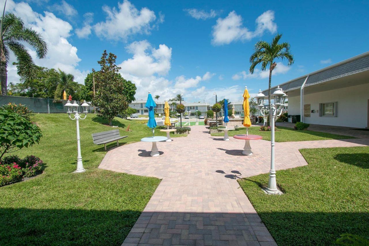 3362 Cynthia Lane, Unit 203, Lake Worth Beach, FL 33461 Photo