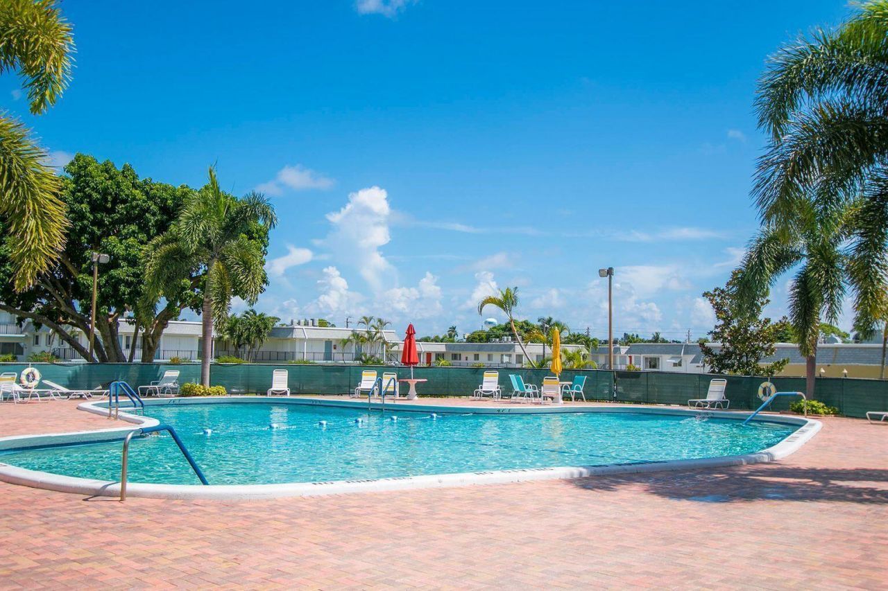 3362 Cynthia Lane, Unit 203, Lake Worth Beach, FL 33461 Photo