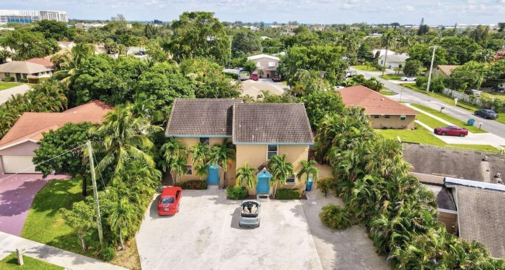 2180 S Seacrest Boulevard, Unit A, Boynton Beach, FL 33435 Photo