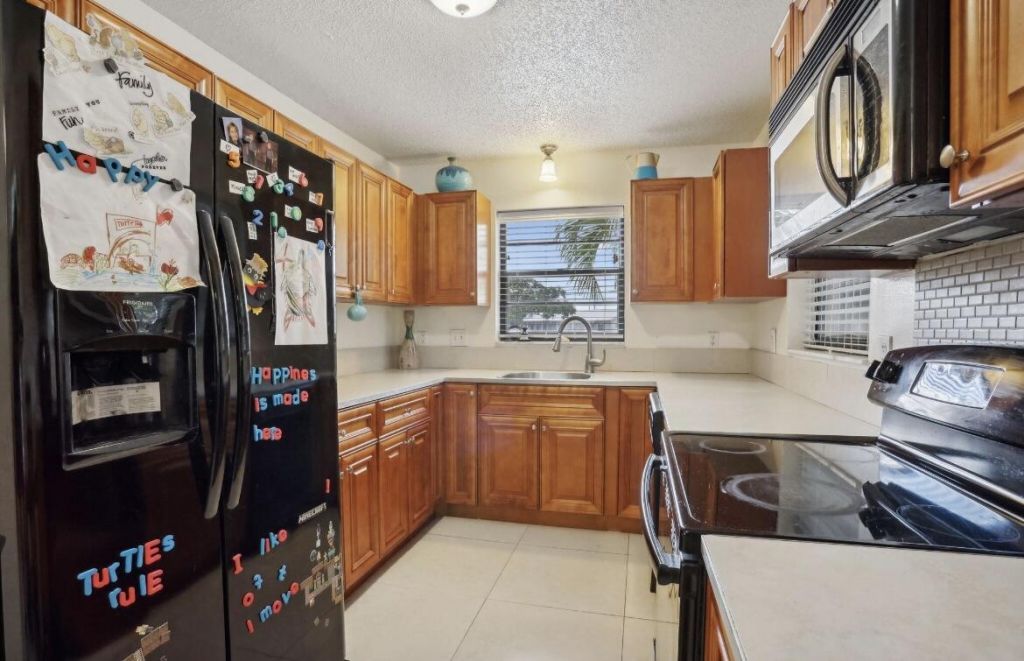 2180 S Seacrest Boulevard, Unit A, Boynton Beach, FL 33435 Photo