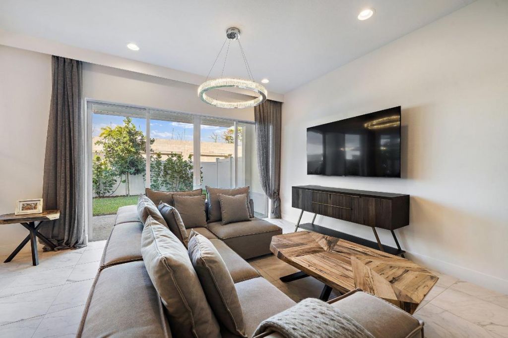 4925 Pointe Midtown Way, Palm Beach Gardens, FL 33418 Photo