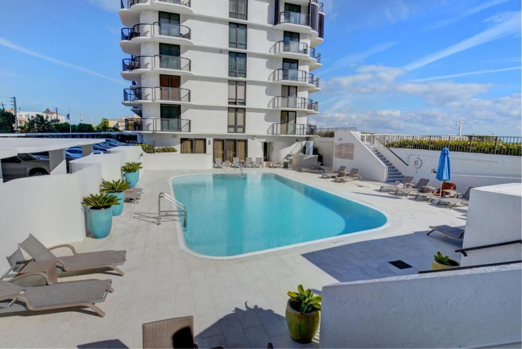 250 S Ocean Boulevard, Unit Lph-A, Boca Raton, FL 33432 Photo