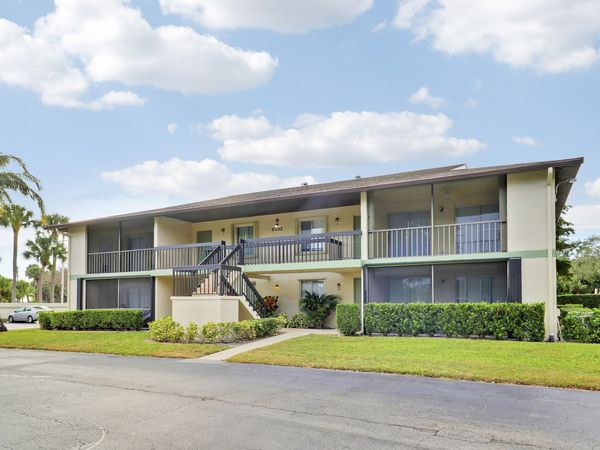 6392 Chasewood Drive, Unit F, Jupiter, FL 33458