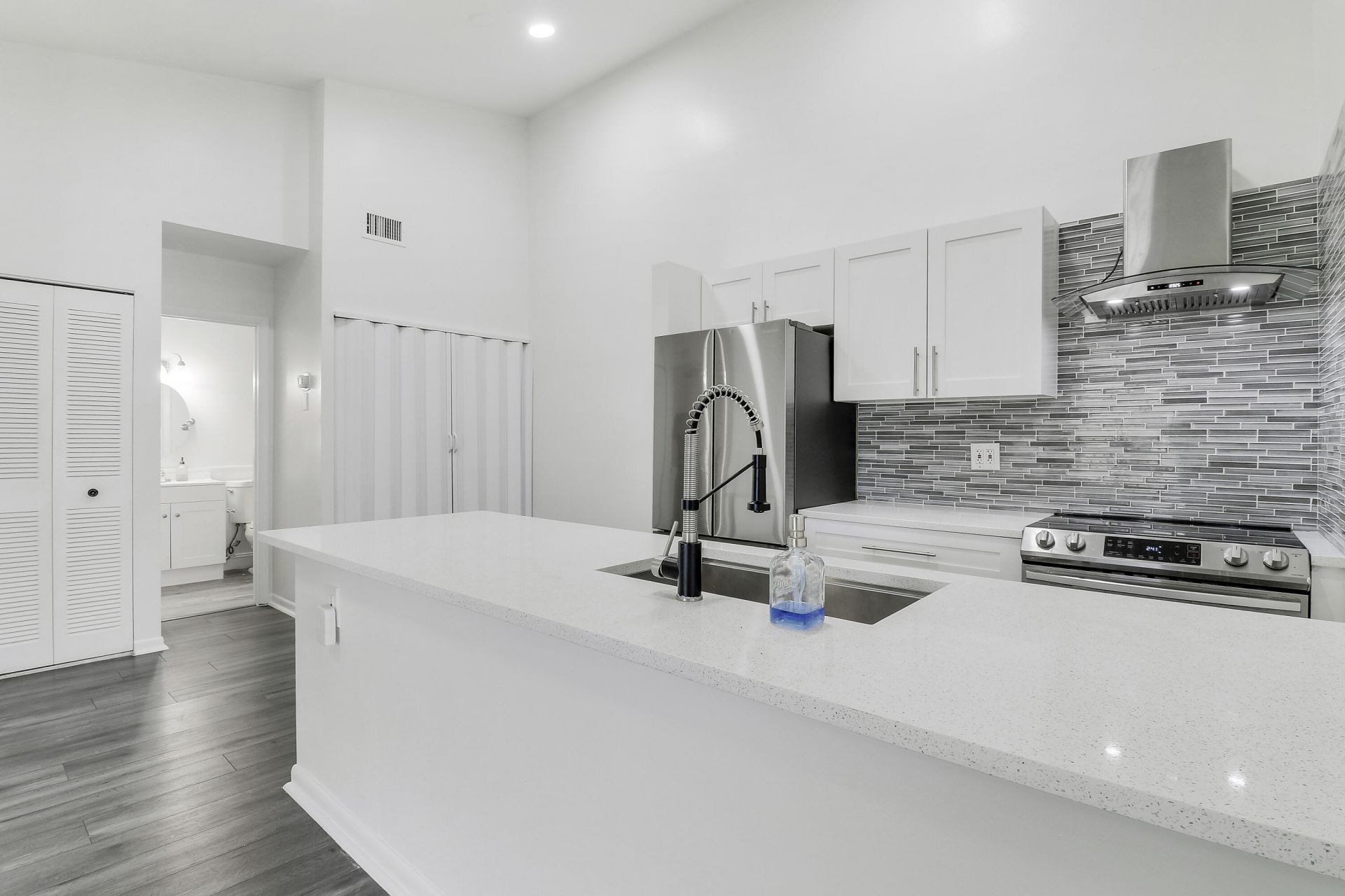 6392 Chasewood Drive, Unit F, Jupiter, FL 33458 Photo