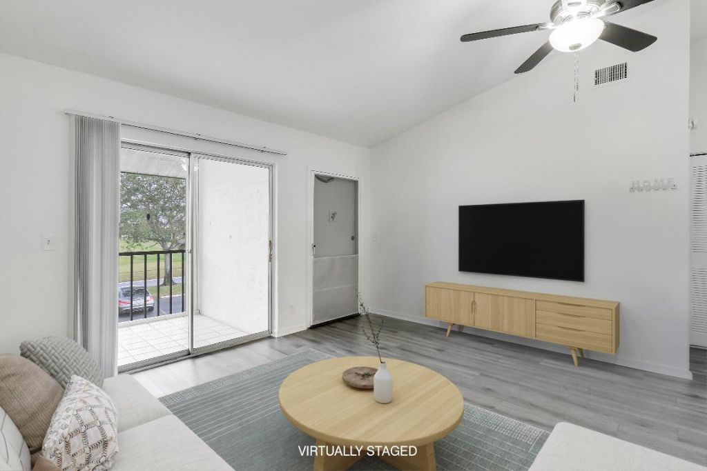 6392 Chasewood Drive, Unit F, Jupiter, FL 33458 Photo