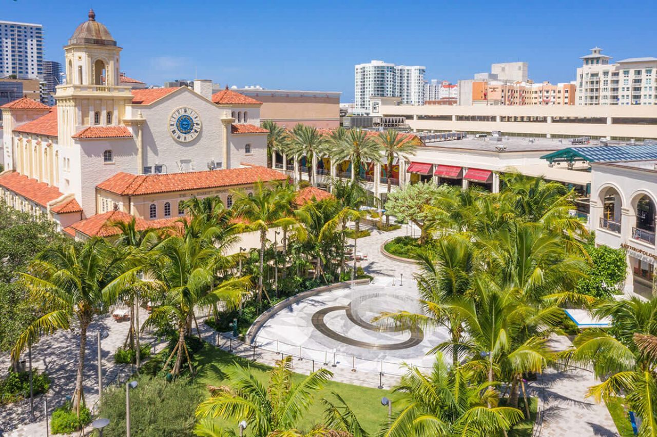 580 S Sapodilla, Unit 206, West Palm Beach, FL 33401 Photo