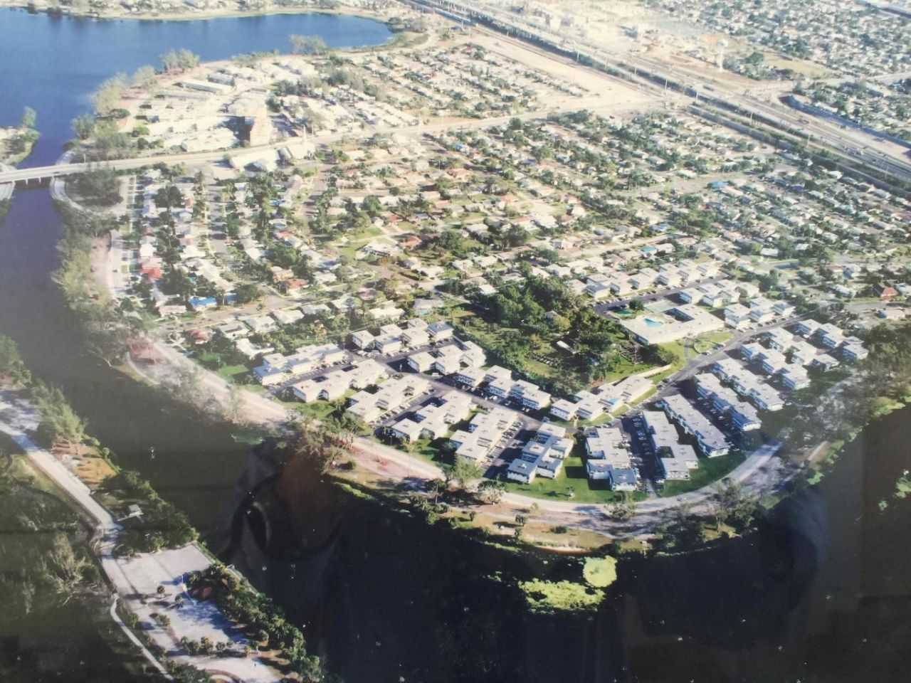 2960 Lake Osborne Drive, Unit 209, Lake Worth Beach, FL 33461 Photo