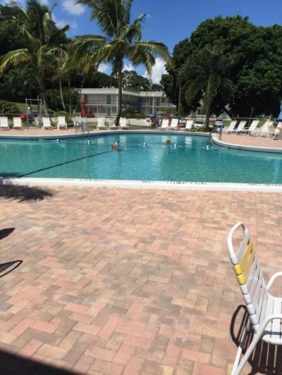 2960 Lake Osborne Drive, Unit 209, Lake Worth Beach, FL 33461 Photo