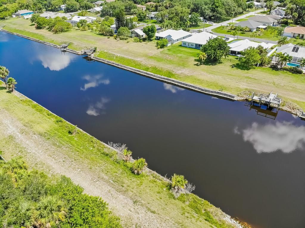 1773 SW Import Drive, Port Saint Lucie, FL 34953 Photo