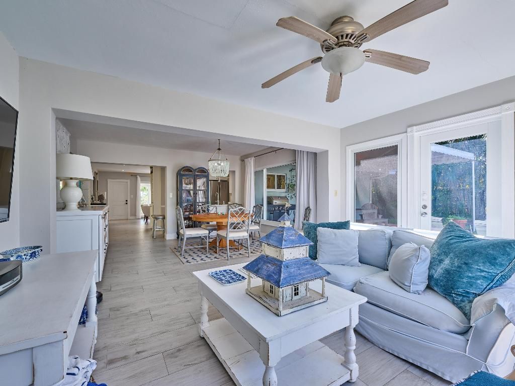 301 NW 3rd Court, Boca Raton, FL 33432 Photo