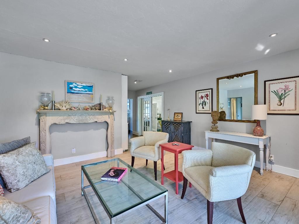 301 NW 3rd Court, Boca Raton, FL 33432 Photo