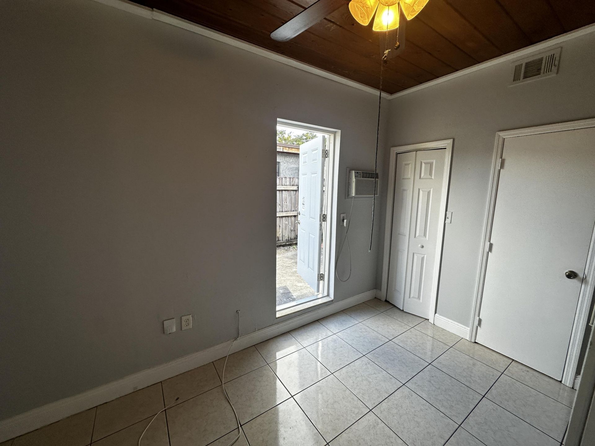 2221 Bahama Drive, Unit 2221, Miramar, FL 33023 Photo