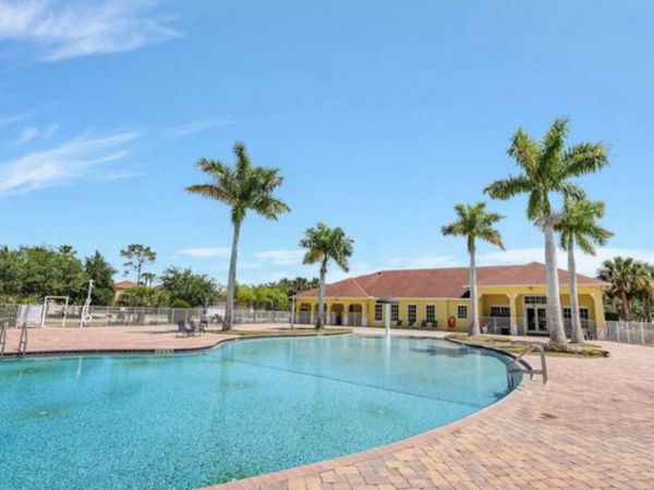 9322 Treasure Coast Street, Fort Pierce, FL 34945