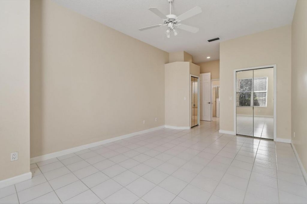 408 SW Horseshoe Bay, Port Saint Lucie, FL 34986 Photo