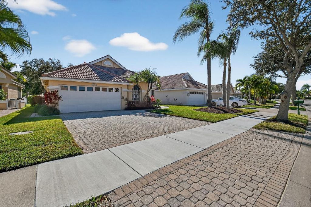 408 SW Horseshoe Bay, Port Saint Lucie, FL 34986 Photo