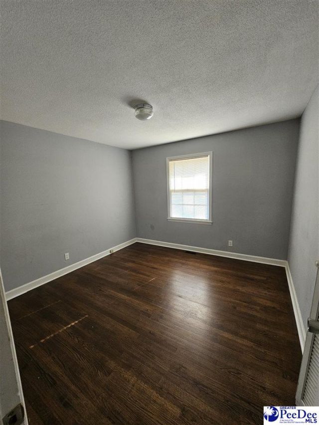 1109 W Haskell Dr Photo 14