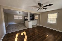 1109 W Haskell Dr photo 4