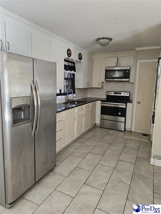 1109 W Haskell Dr Photo 6