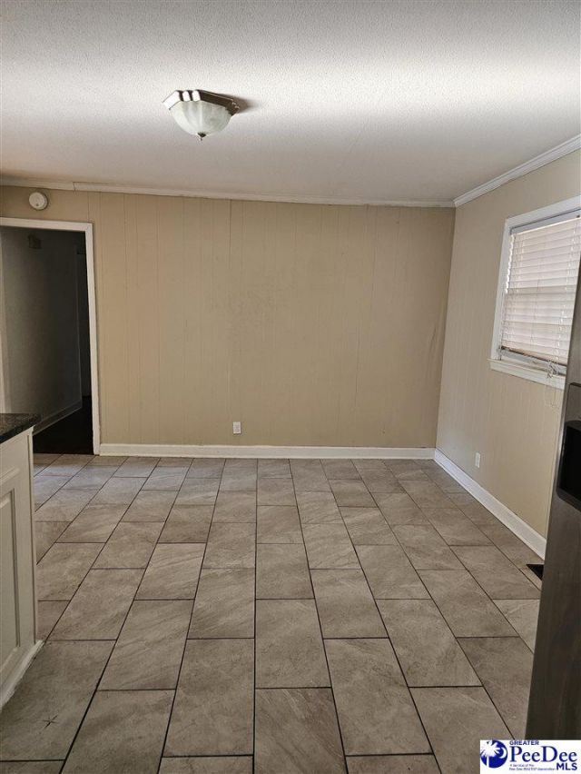 1109 W Haskell Dr Photo 8