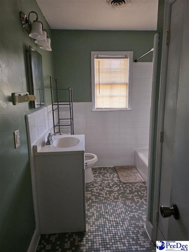 1109 W Haskell Dr Photo 9