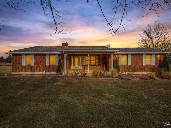 1900 Perrine Road, Farmington, MO 63640