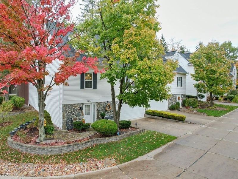 6794 Chaffee Court, Brecksville, OH 44141 Photo 1