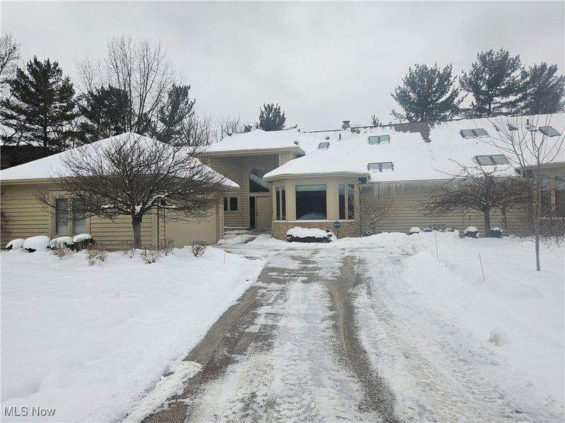 10 Hyde Park, Beachwood, OH 44122 Photo 1