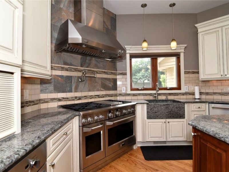 10 Hyde Park, Beachwood, OH 44122 Photo 13