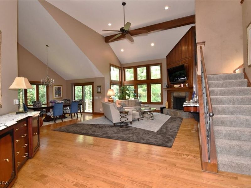 10 Hyde Park, Beachwood, OH 44122 Photo 4