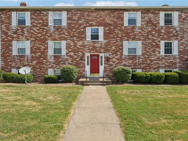 1500-1525 Stewart Circle NW, Warren, OH 44485 Photo 4