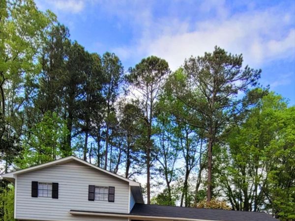 2915 La Jean Drive, Atlanta, GA 30349