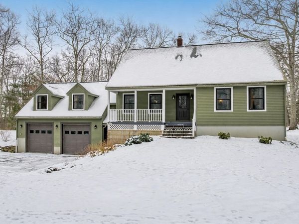 300 Padre Rd, New Braintree, MA 01531