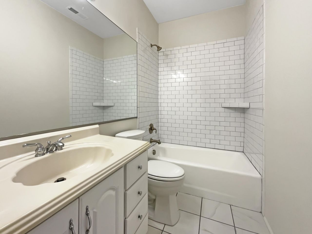 5251 Timber Race Course Photo 9