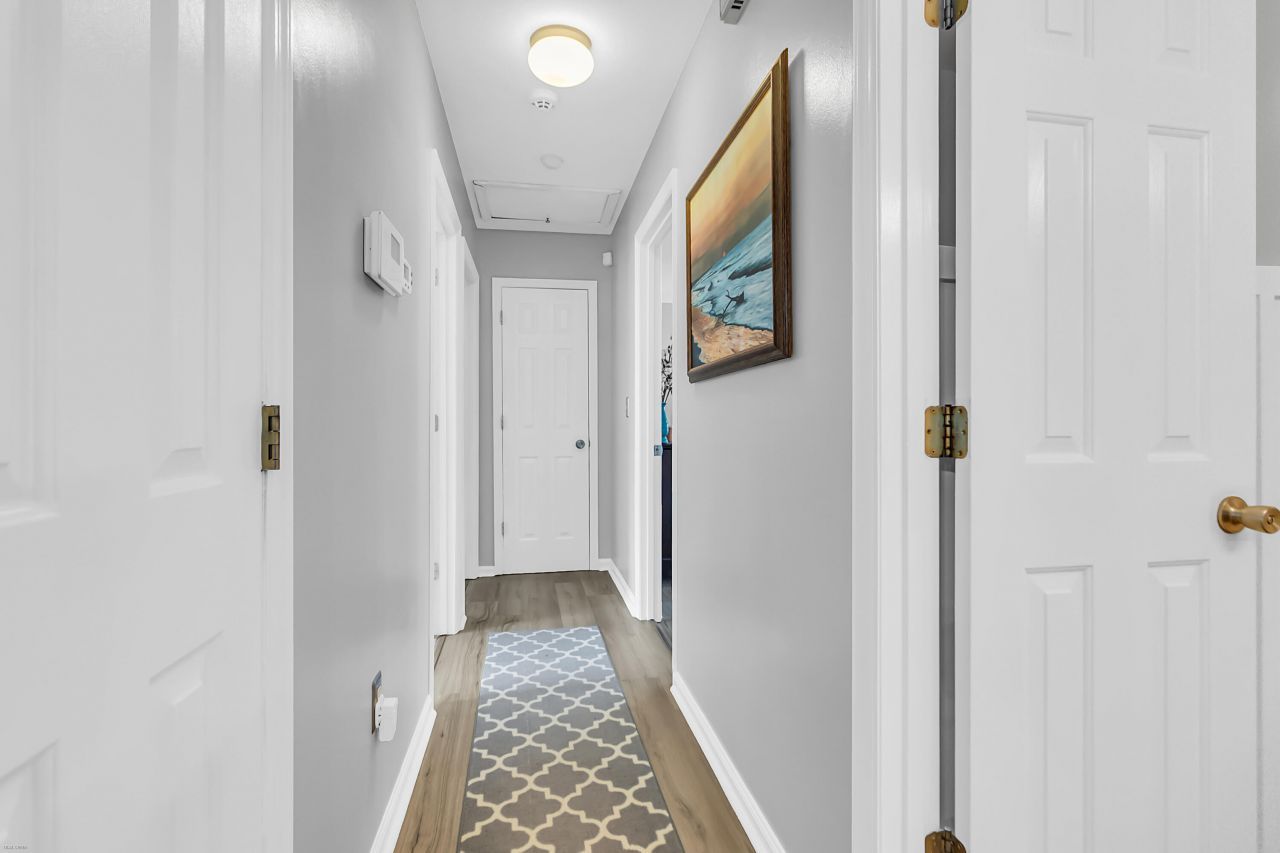 1204 Marvin Avenue Photo 13