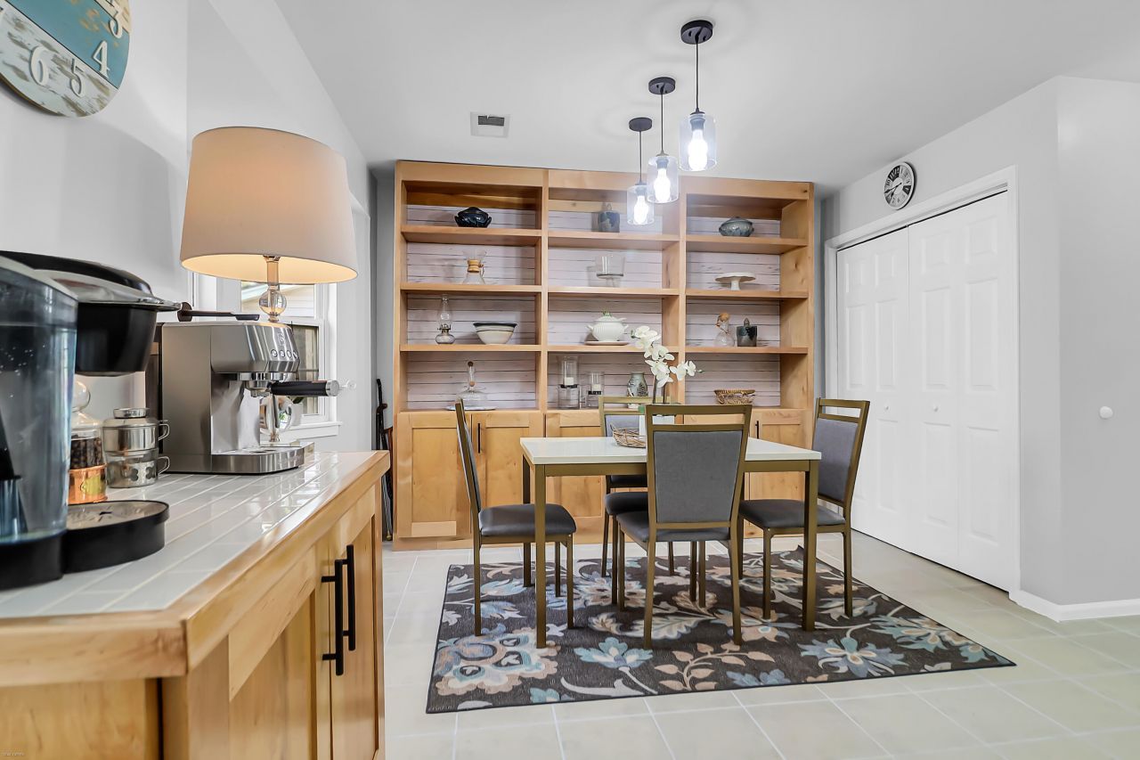 1204 Marvin Avenue Photo 34