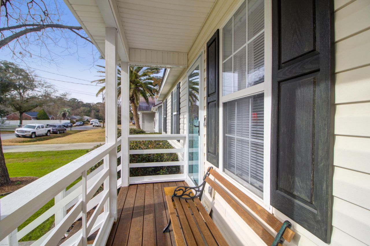 1204 Marvin Avenue Photo 6