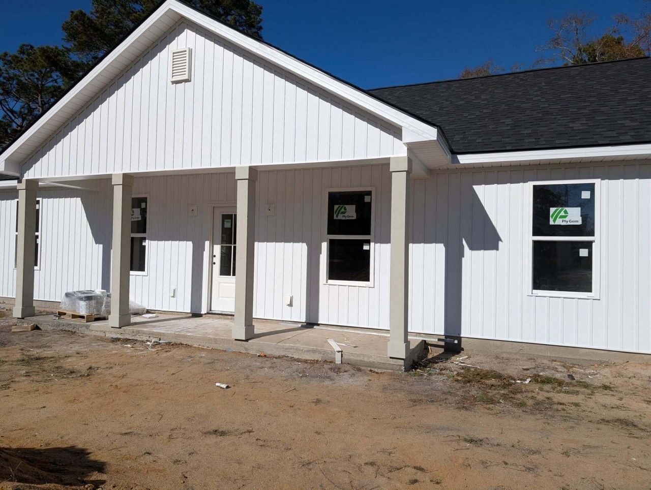 180 Willow Court Photo 2