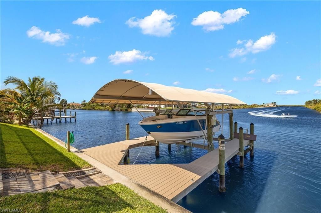 1806 Old Burnt Store Rd N, Cape Coral, FL 33993 Photo