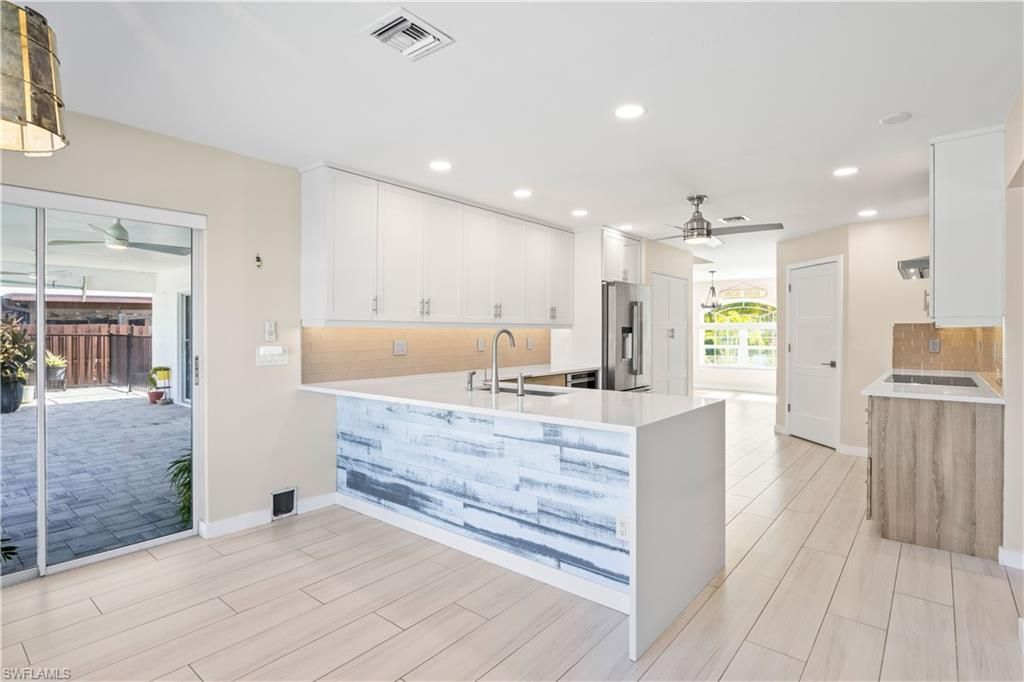 3446 Pinetree Dr, Saint James City, FL 33956 Photo