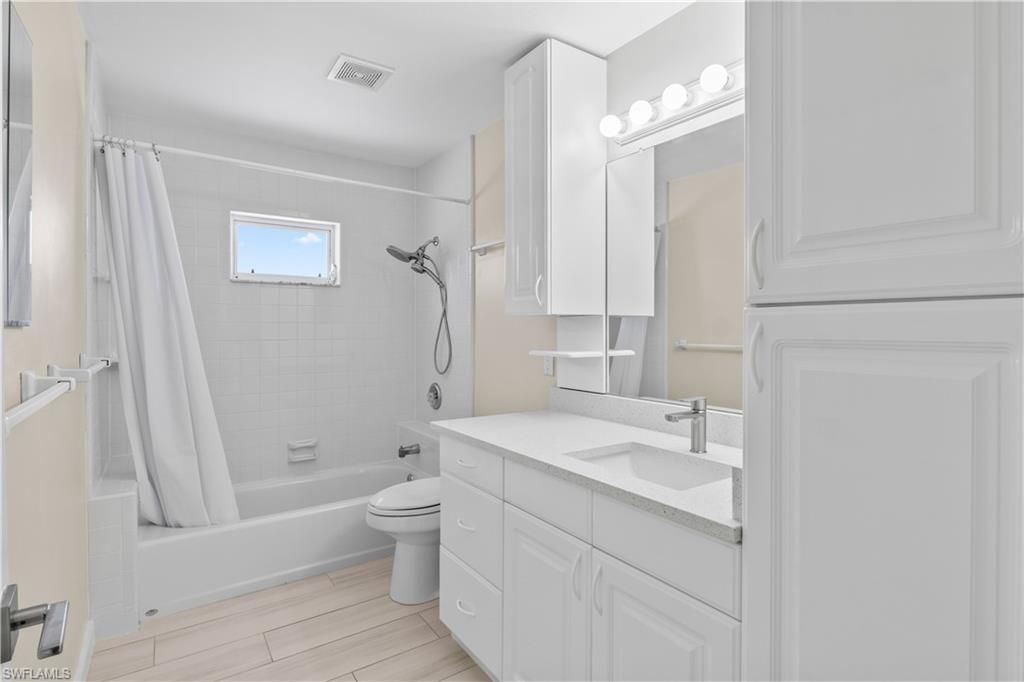 3446 Pinetree Dr, Saint James City, FL 33956 Photo