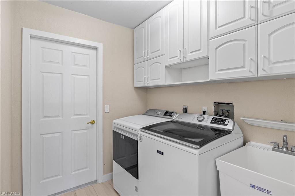 3446 Pinetree Dr, Saint James City, FL 33956 Photo